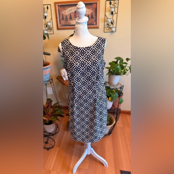 Alyx Navy Tan White Abstract Print Sheath Size 10 Cocktail Dress Knee Length Zip - Picture 1 of 12